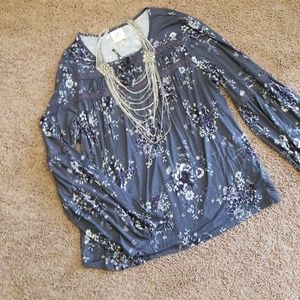 NWOT Grey babydoll top